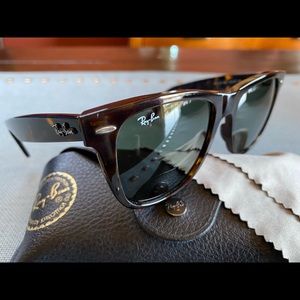 Original Wayfarer Ray-Ban Sunglasses